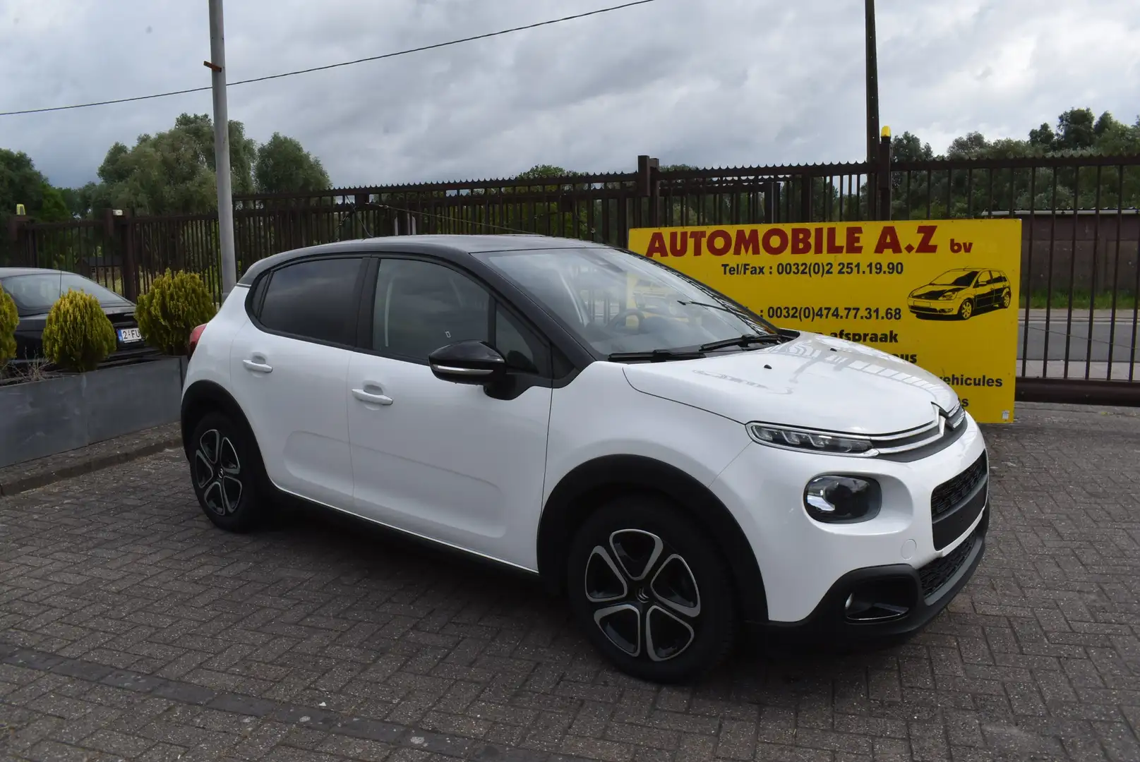 Citroen C3 1.5 BlueHDi Shine Airco / GPS Blanc - 1