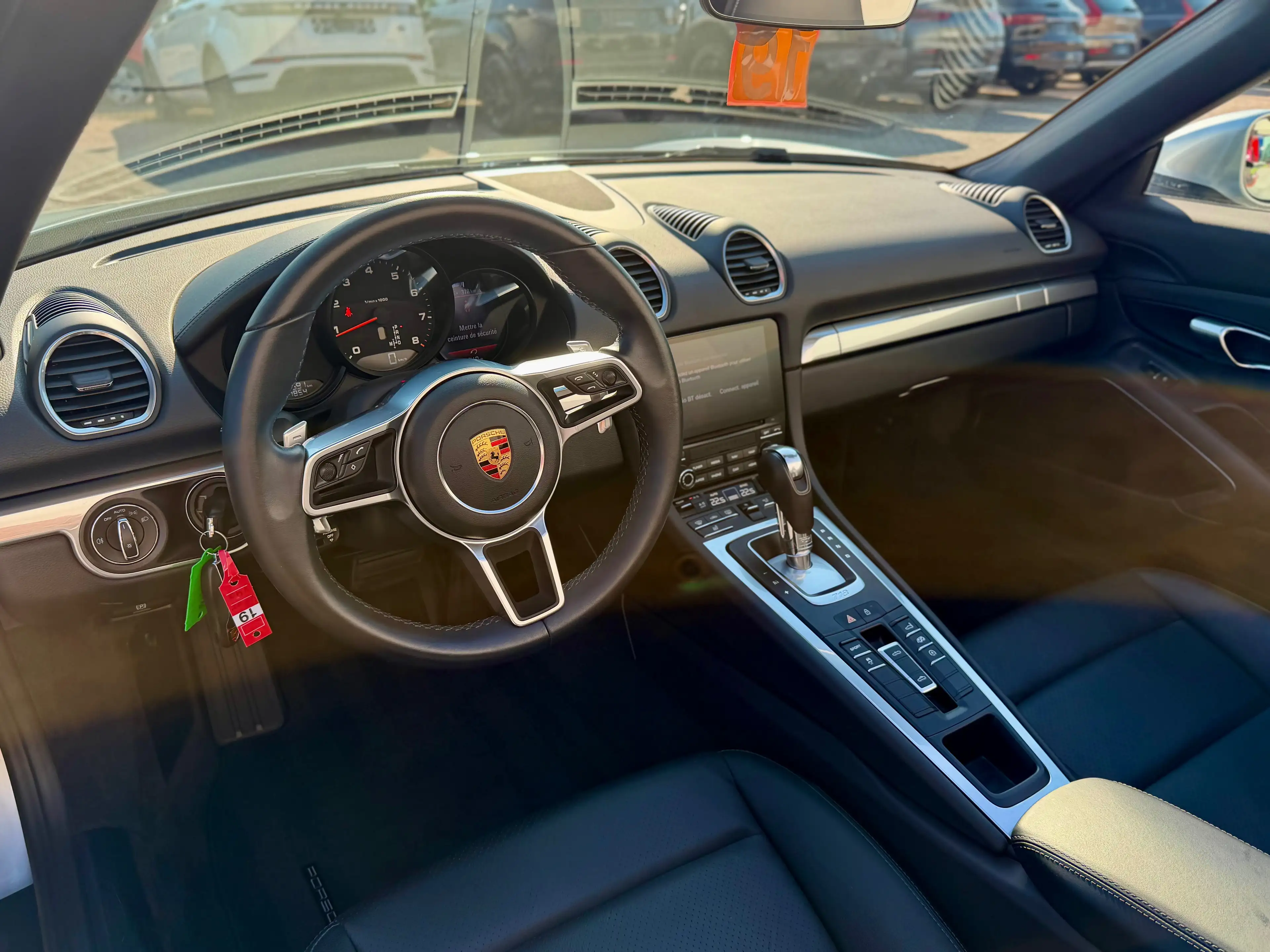 Porsche Boxster 718 — photo 15