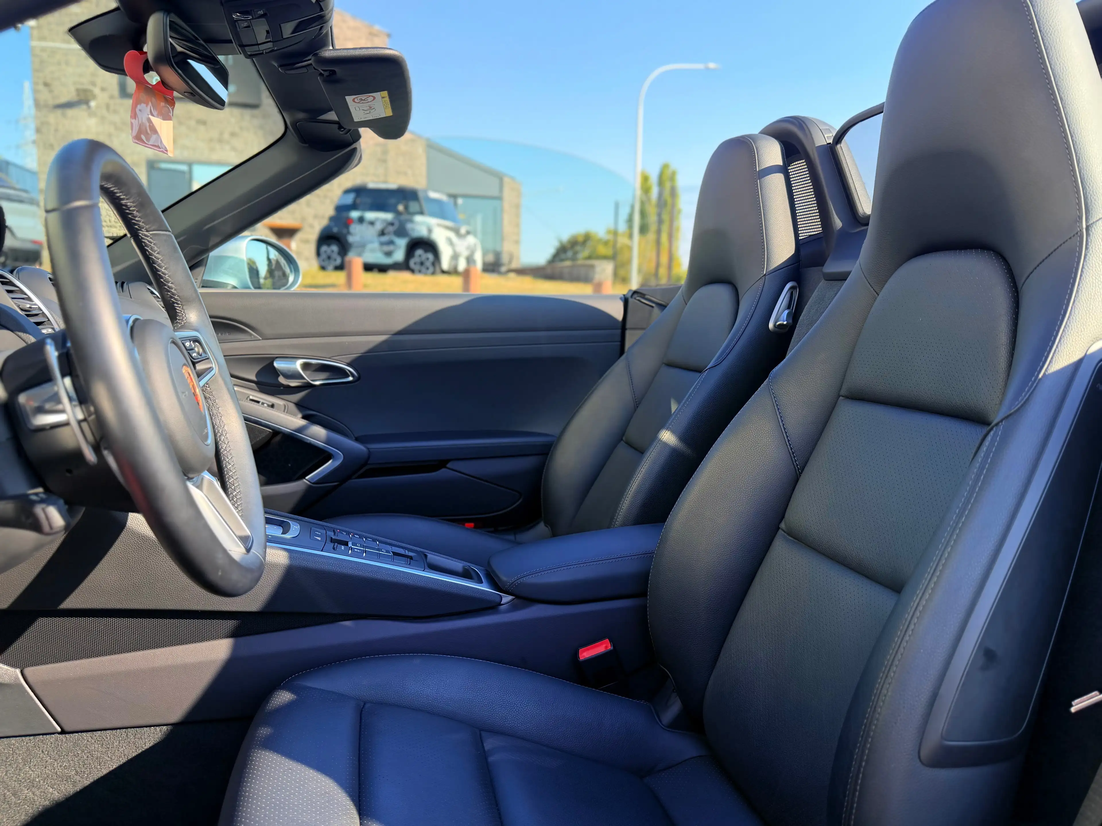 Porsche Boxster 718 — photo 14