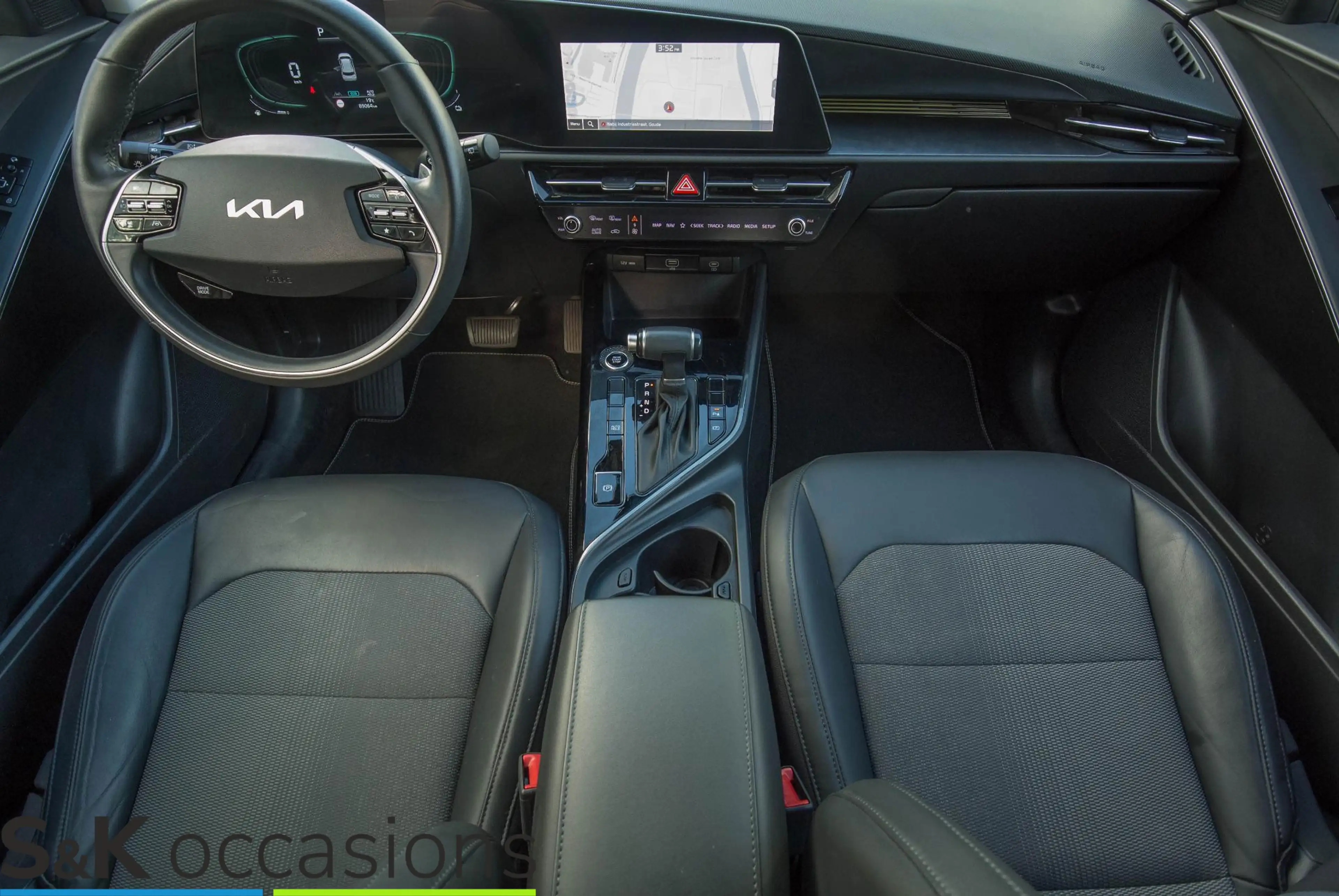 Kia Niro 1.6 GDi Hybrid DynamicLine — photo 2