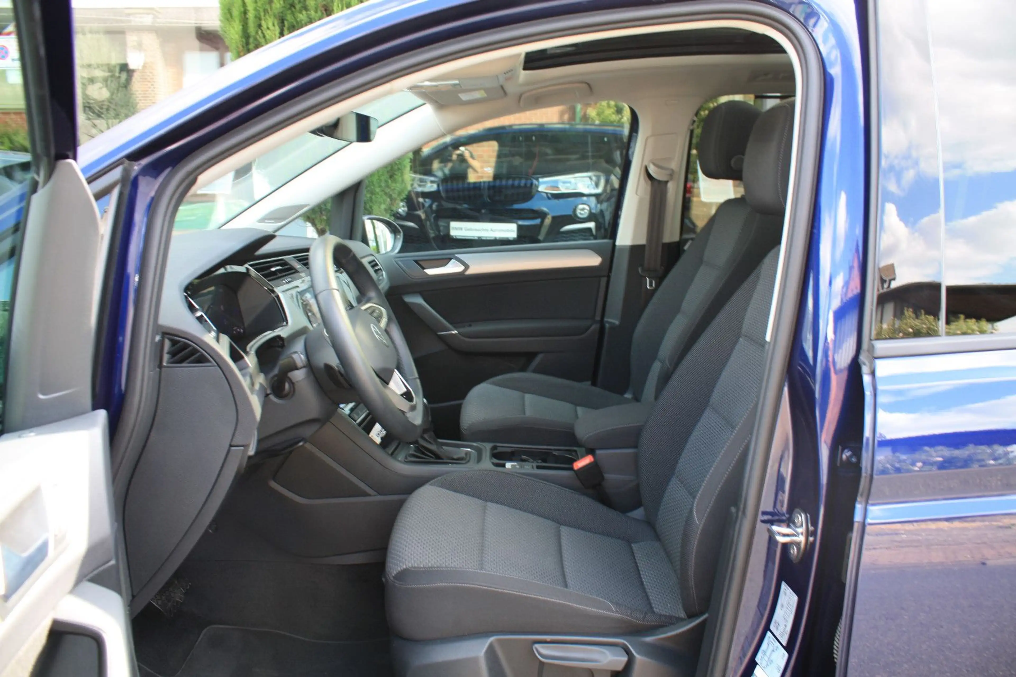 Volkswagen Touran Comfortl. 7Sitzer UVP:55.145,00€ Dynaudio — photo 16