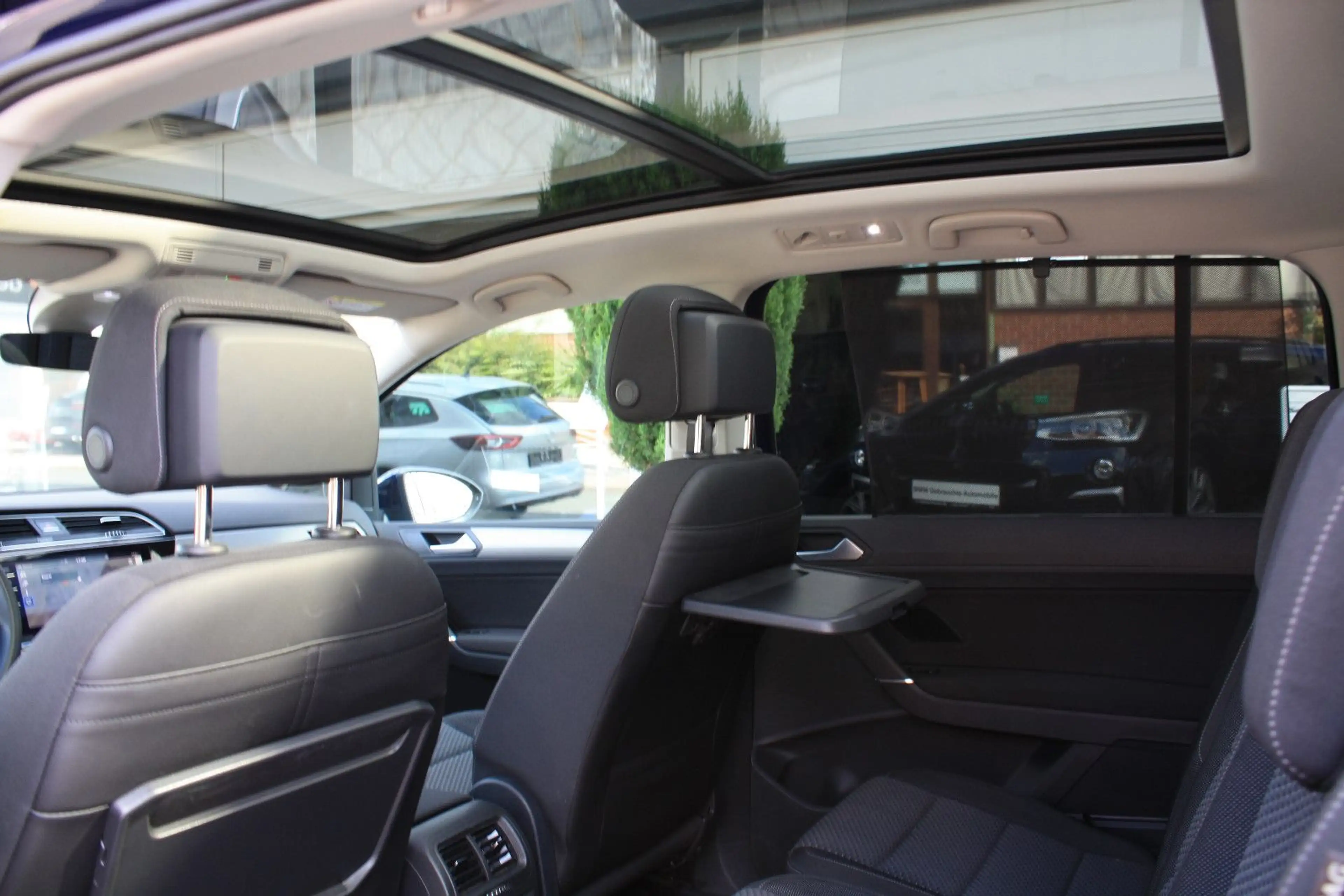 Volkswagen Touran Comfortl. 7Sitzer UVP:55.145,00€ Dynaudio — photo 22