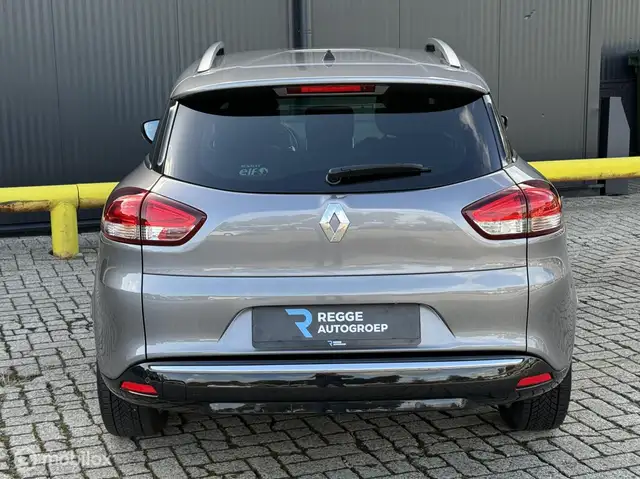 Renault Clio view 8