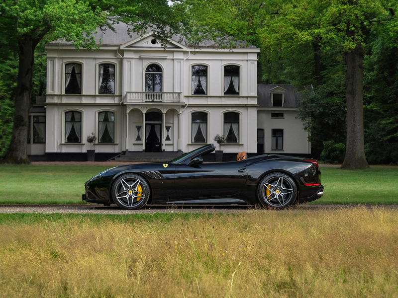 Ferrari California 3.9 T HELE | Lift | Camera | Full carbon