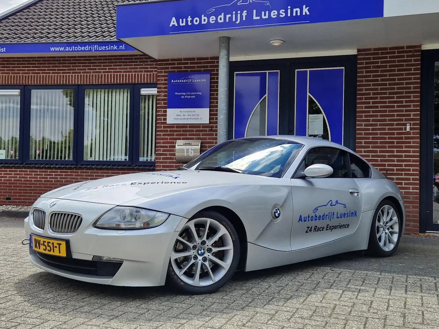 BMW Z4 Coupé 3.0si Executive Raceklaar Gri - 1