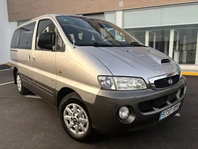 Hyundai H-1 2.5TCI SV 9pl.