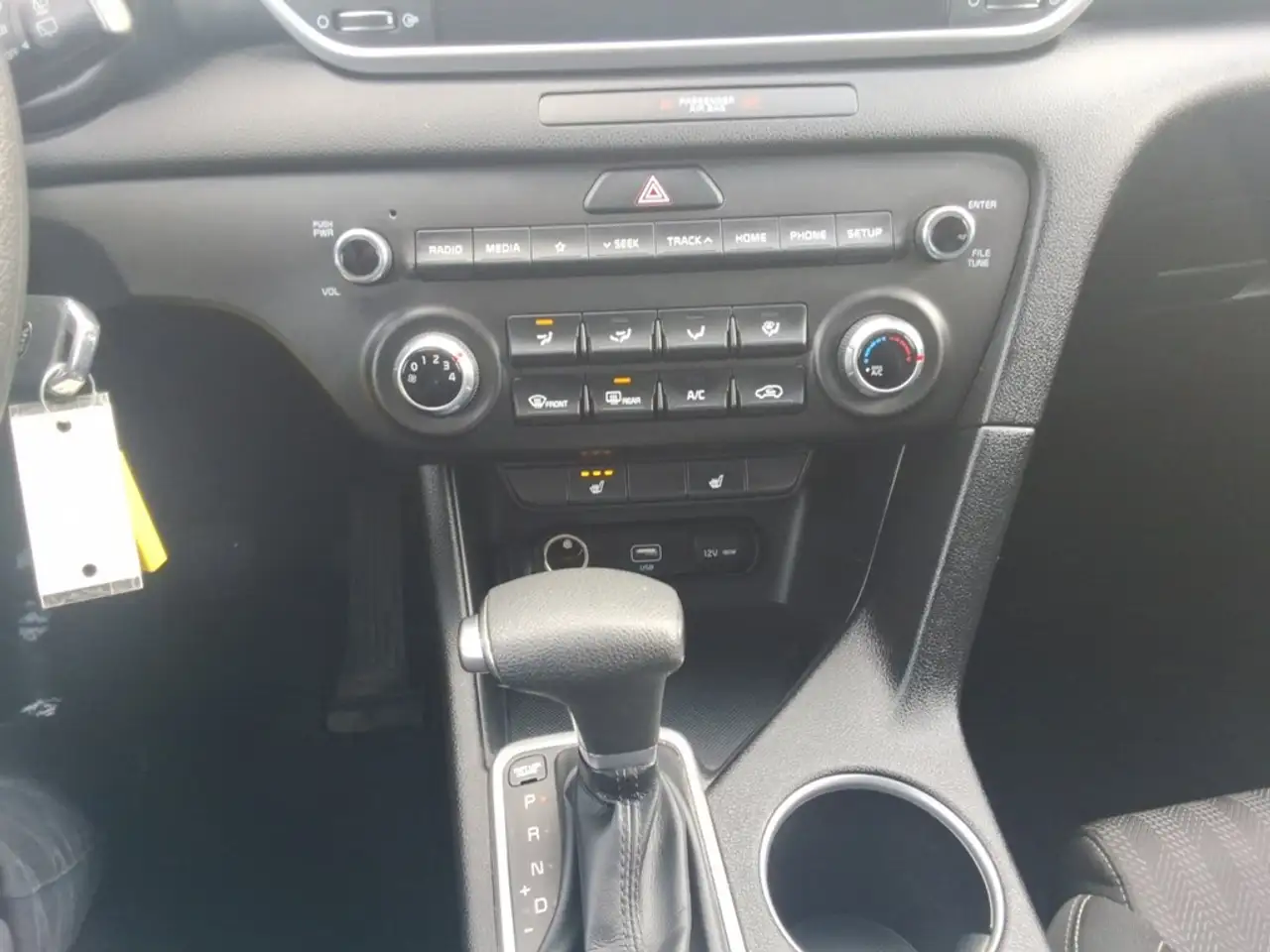 Kia Sportage снимка Kia Sportage