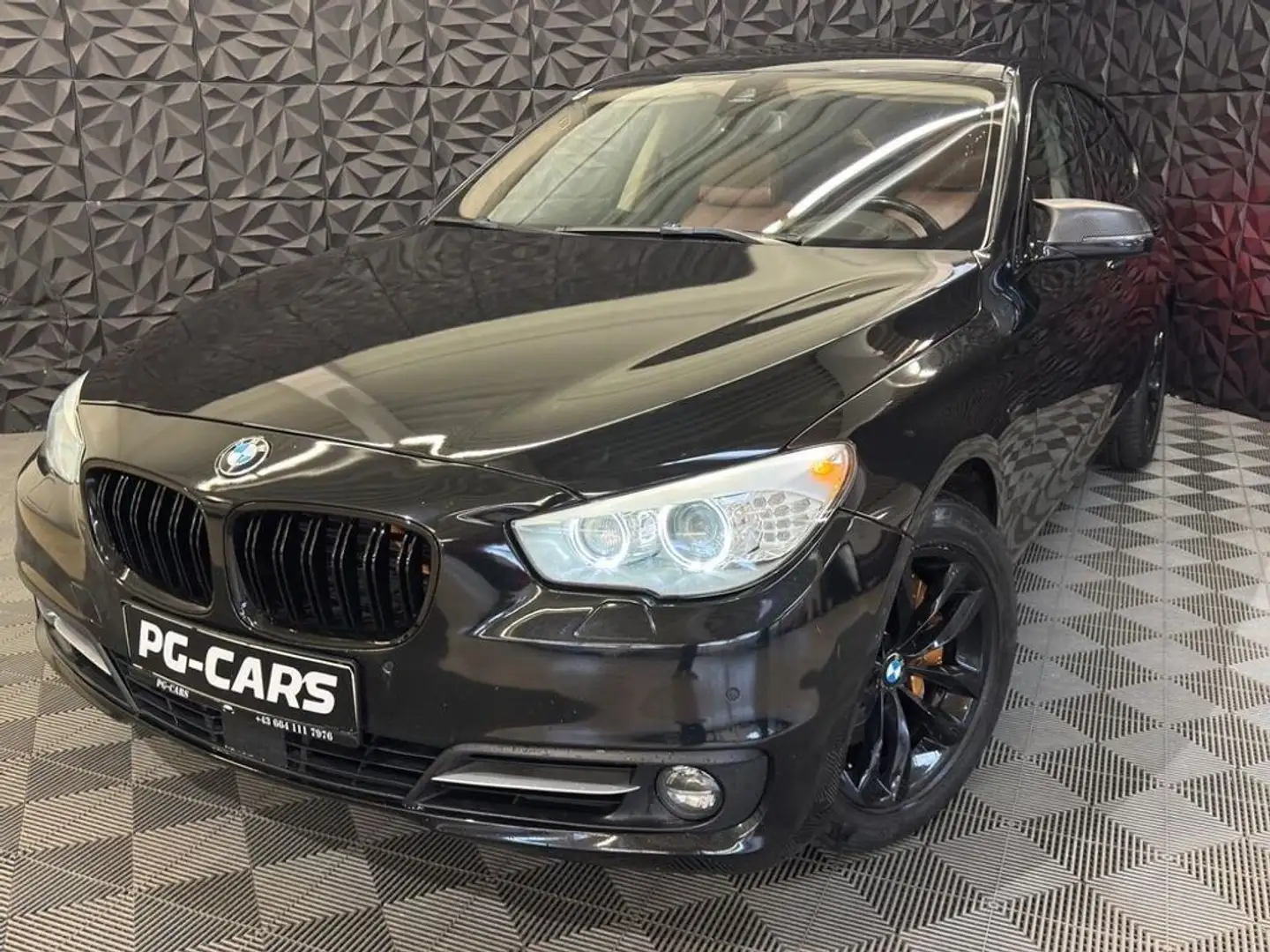 BMW 530 d xDrive Gran Turismo Österreich-Paket Aut. Schwarz - 2