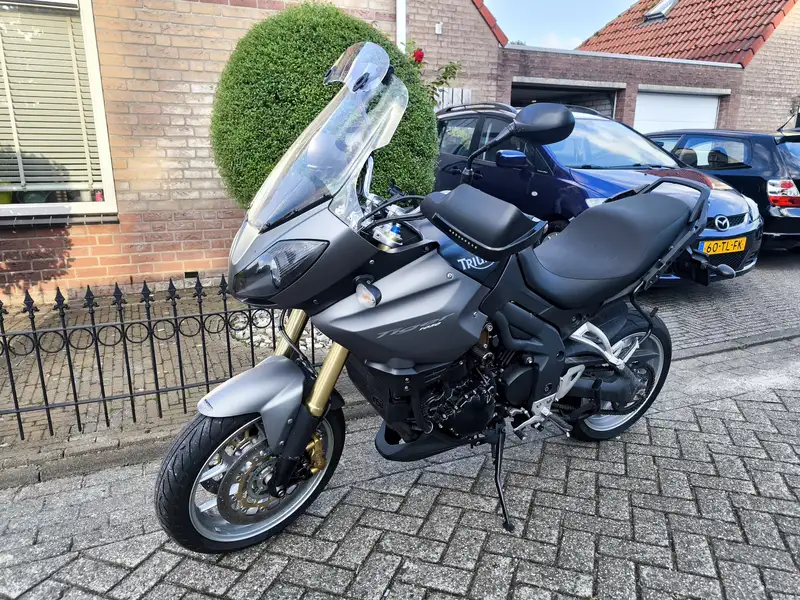 Triumph Tiger 1050 - foto 8