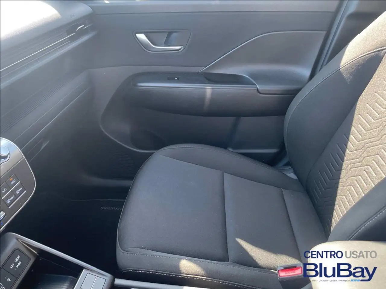 Hyundai Kona 1.6 gdi hev x class tech pack 2wd 141cv dct, миниатюра 13