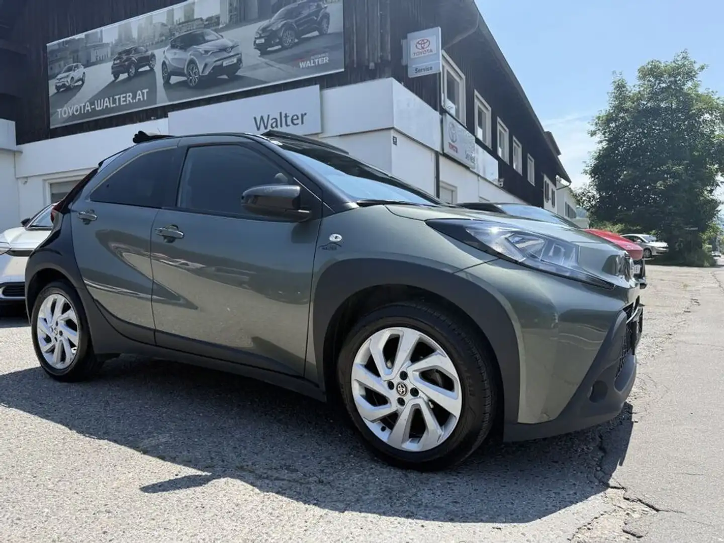 Toyota Aygo X Air 1,0 VVT-i Pulse Vert - 1