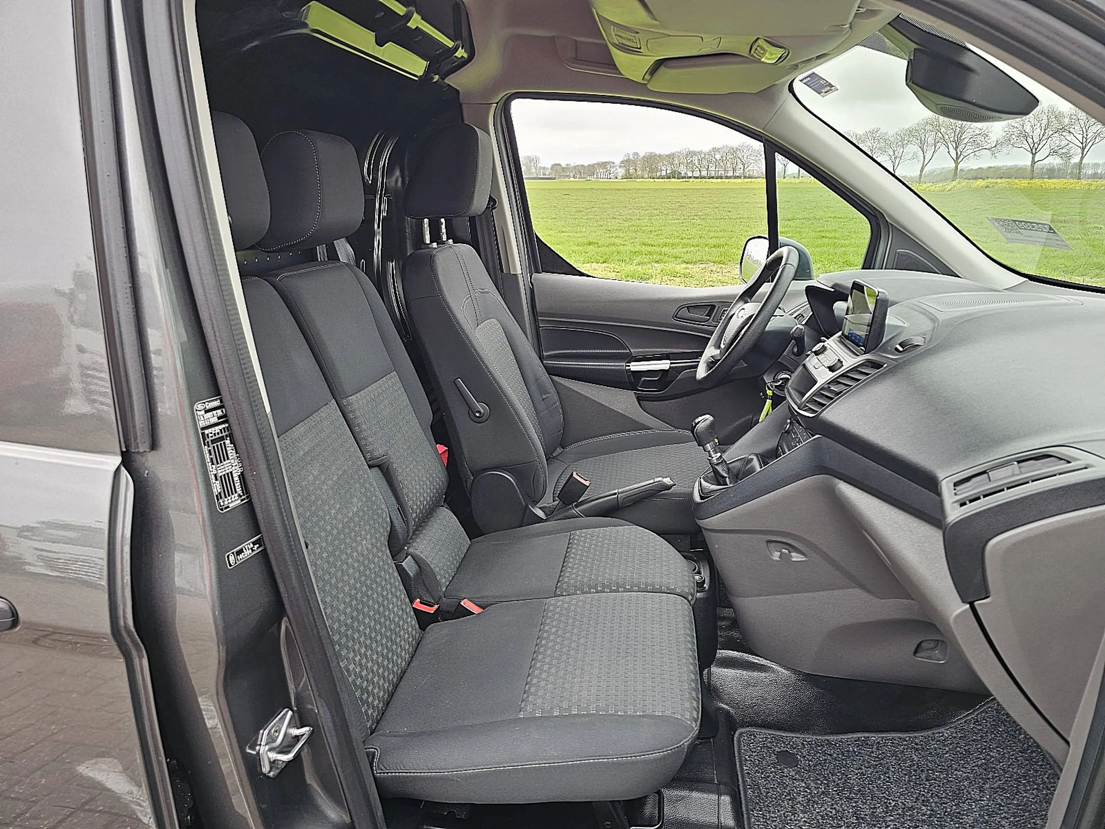 Ford Transit Connect 1.5 L2 3 Zits Navi — photo 7