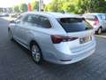 Skoda Octavia Style 2.0 TDI DSG NAVI LED HEAD UP KAMERA KEYLESS ASSIST SITZHEIZUNG CLIMATRONIC eFH ZV DAB Silber - thumbnail 3