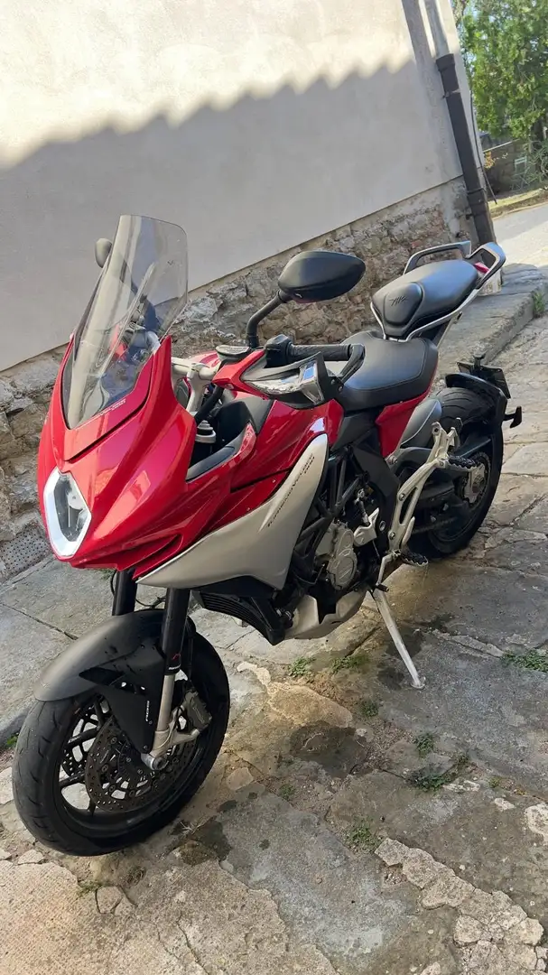 MV Agusta Turismo Veloce 800 Rosso - 1