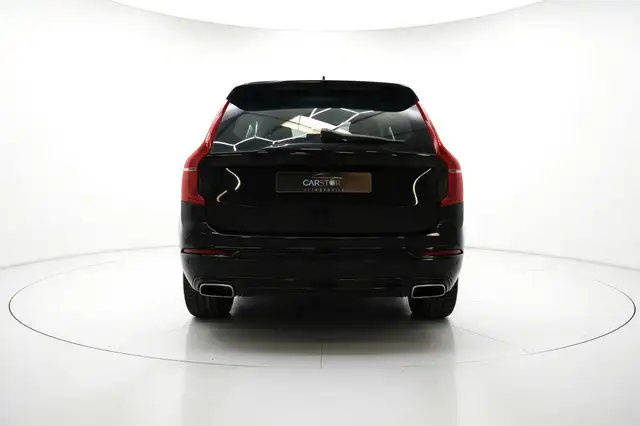 Volvo XC90 view 7