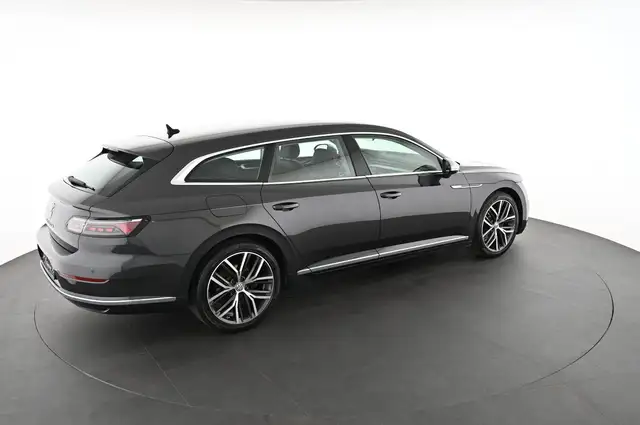 Volkswagen Arteon view 4