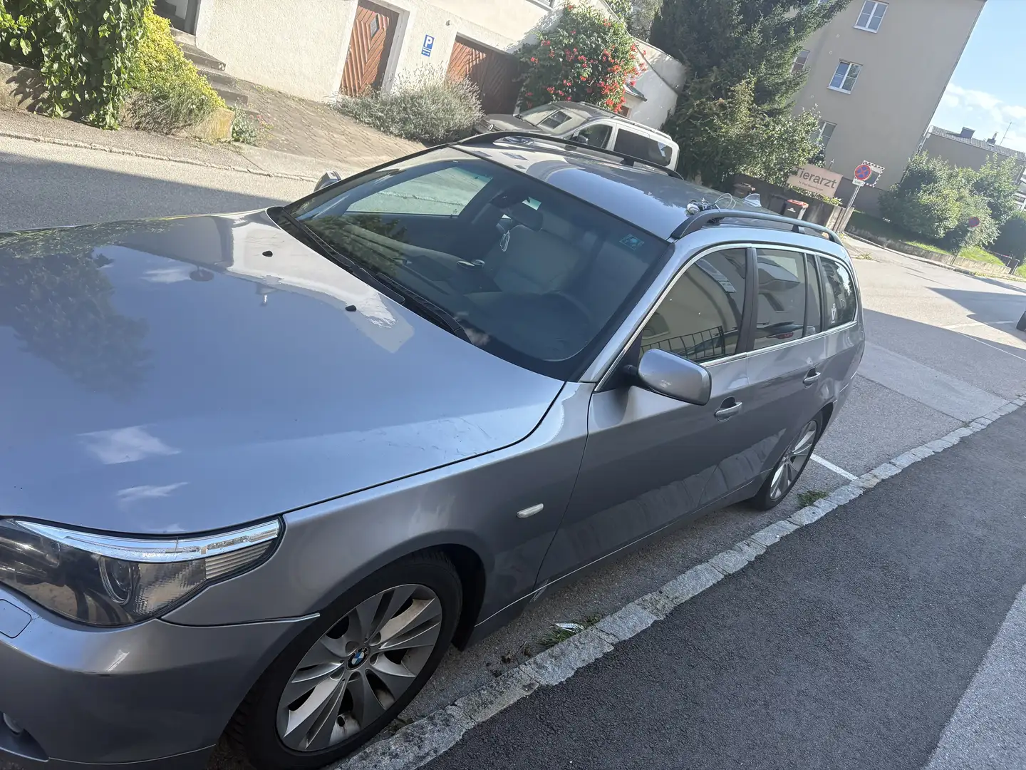 BMW 525 525d Touring - 1