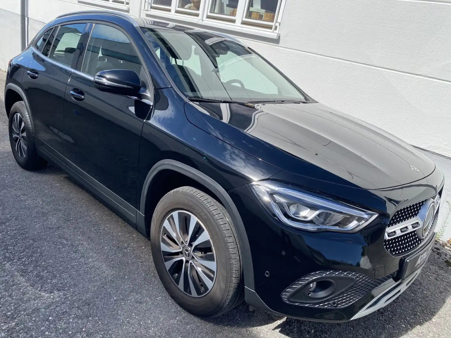 Mercedes-Benz GLA 200 d Style Paket Noir - 1