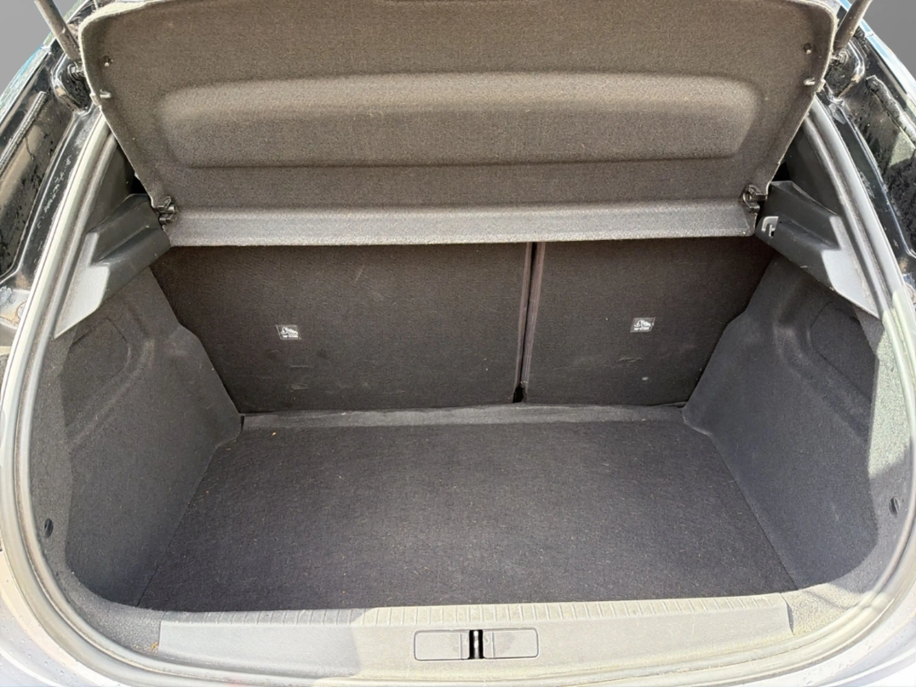 Opel Corsa F GS Line 1.2 100PS LenkradHZG SHZ Rückfahrkam. PD — photo 13