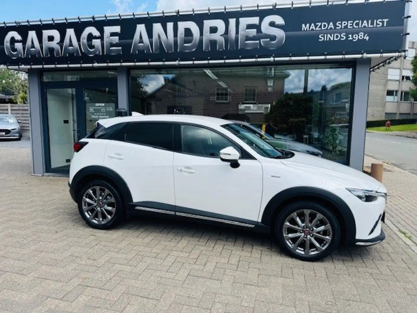 Mazda CX-3 2.0 BENZINE EURO6D / 100TH ANNIVER. / 2J WAARBORGI Blanc - 2