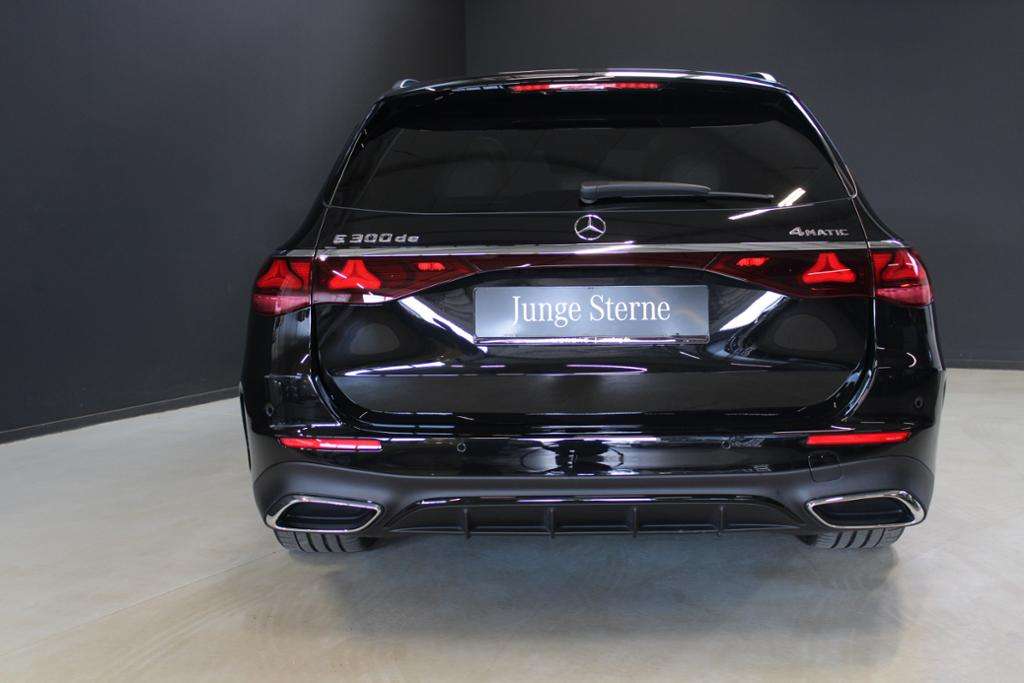 Mercedes-Benz E 300