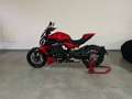 Ducati Diavel V4 Rood - thumbnail 5