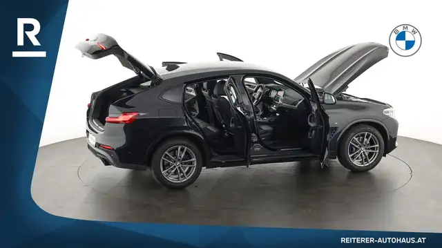 BMW X4 view 12