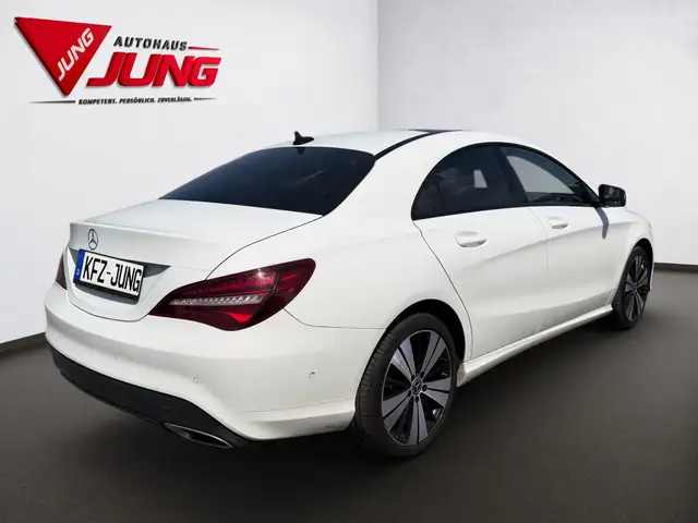 Mercedes-Benz CLA view 9