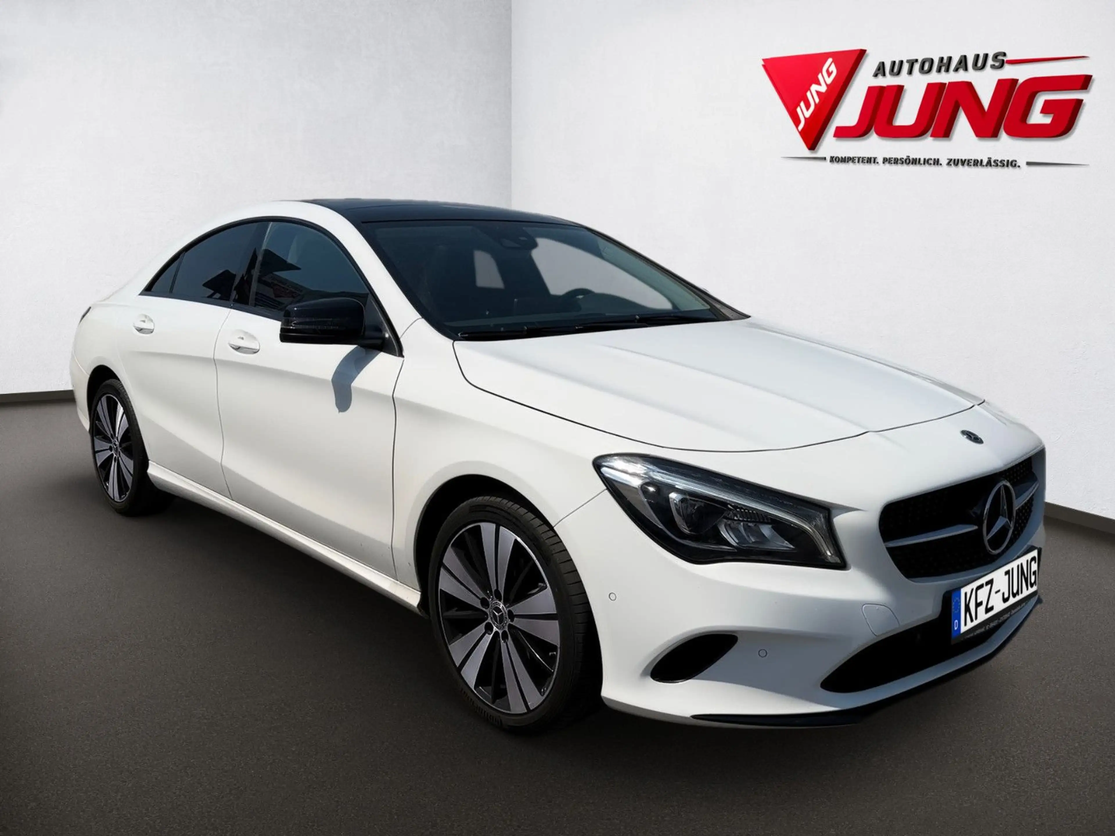 Mercedes-Benz CLA 220 CDI d 4Matic *Night-Paket*Pano*LED-High* — photo 6