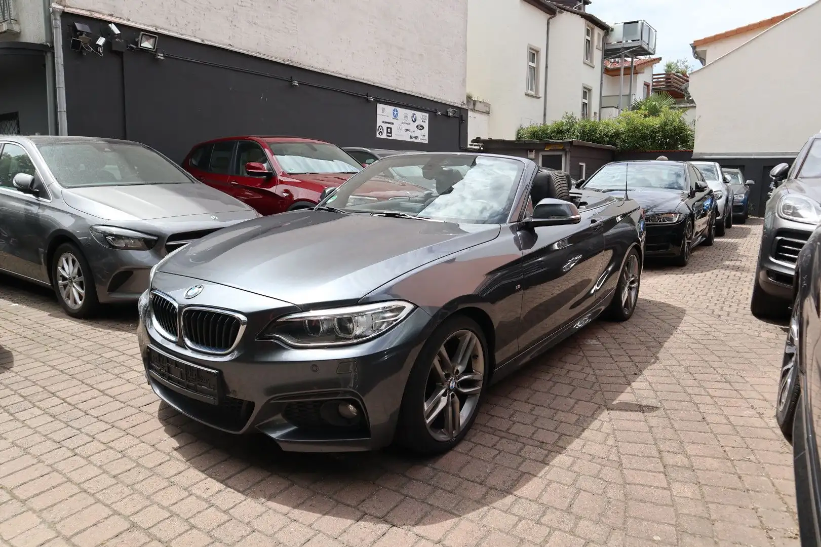 BMW 220 Cabrio 220 d M-Sport  Bi-Xenon Alcantara Gold - 1