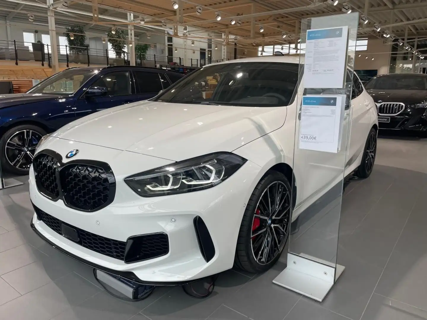 BMW 135 Mi xDr.M Pro HUD ACC Kamera H/K Lenkradh.19" bijela - 2
