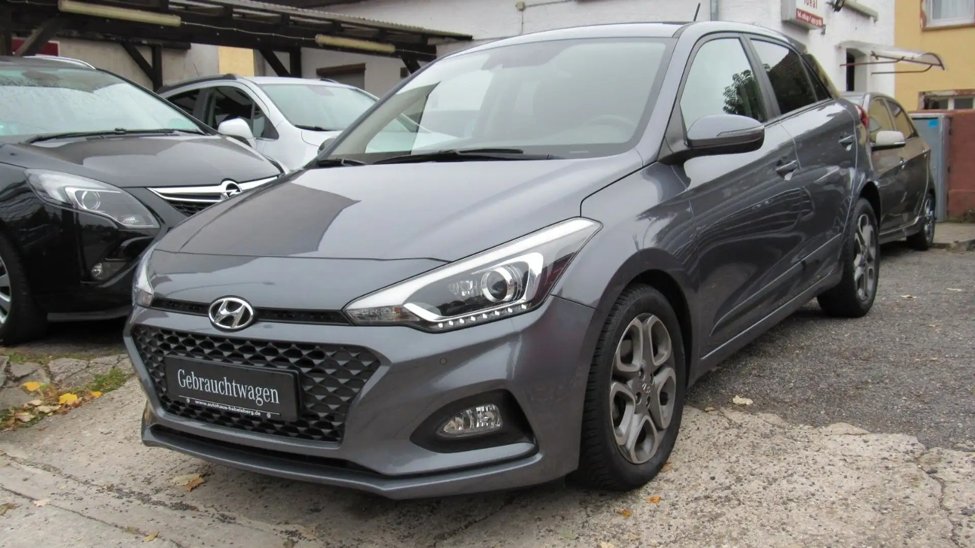 Hyundai i20 1.0 T-GDI 74kW DCT YES! + PDC-SHZ-NAVI Gris - 1