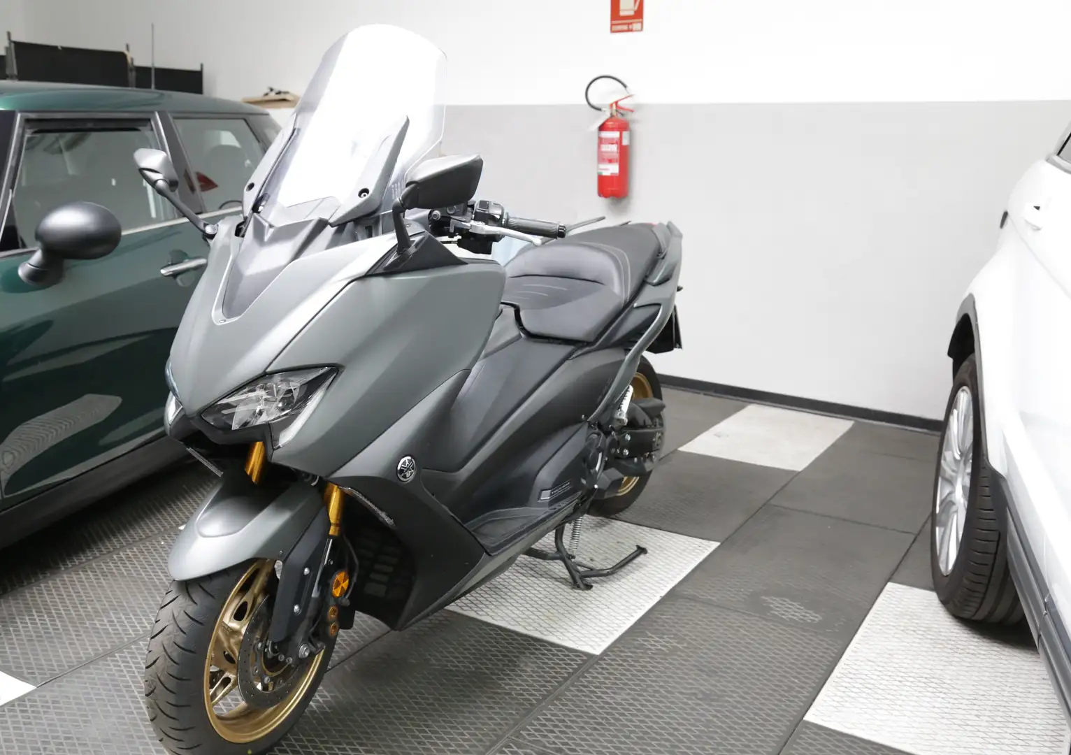 Yamaha TMAX 560 TECH MAX Grigio - 2