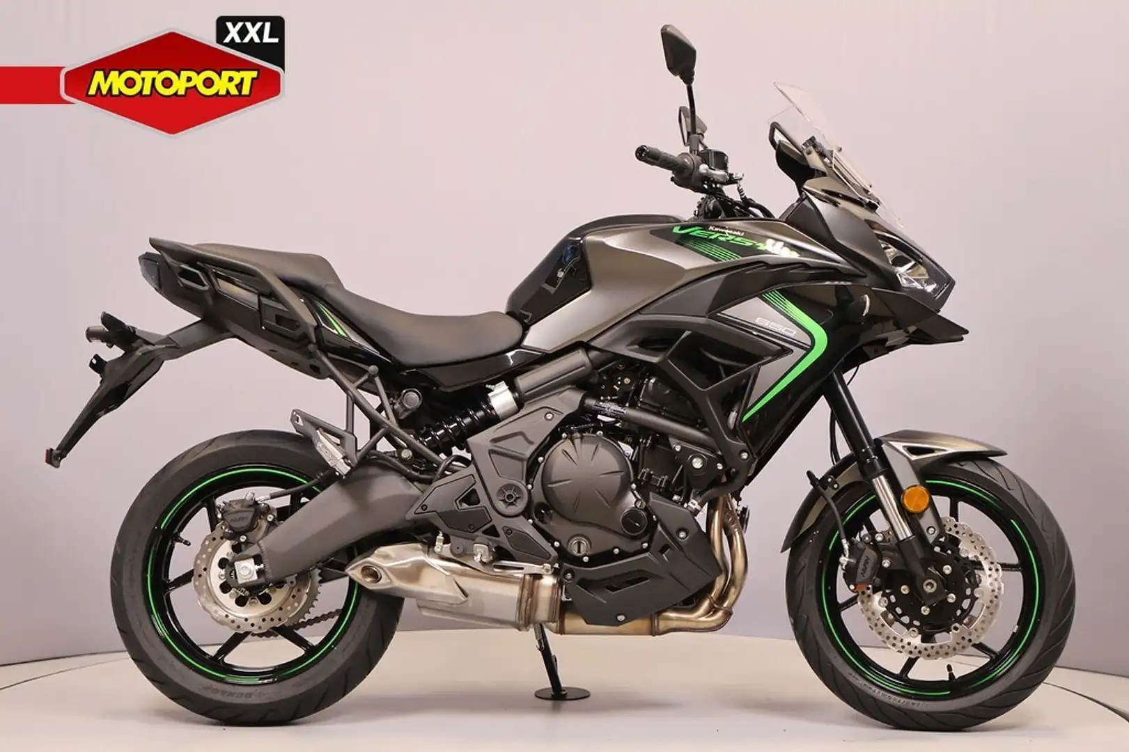 Kawasaki Versys 650 Verde - 1