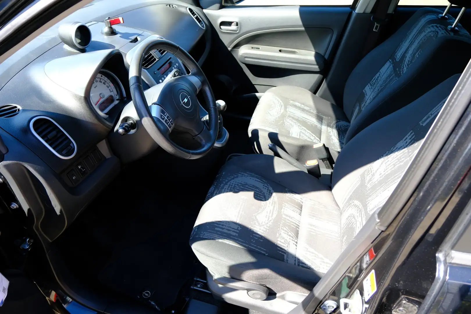 Opel Agila 1.0 Edition 5-drs Airco|LMV Schwarz - 2