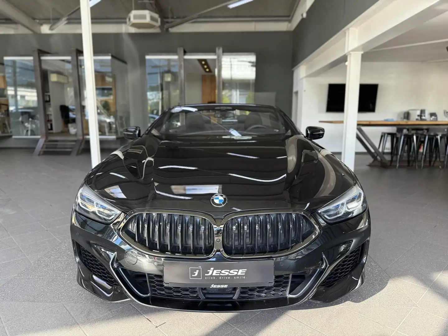 BMW M850 i xDrive Cabrio Laserlicht ACC HUD B&W Soft-Close Schwarz - 2