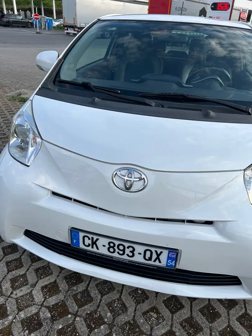 Toyota iQ IQ 1.0 Blanc - 2