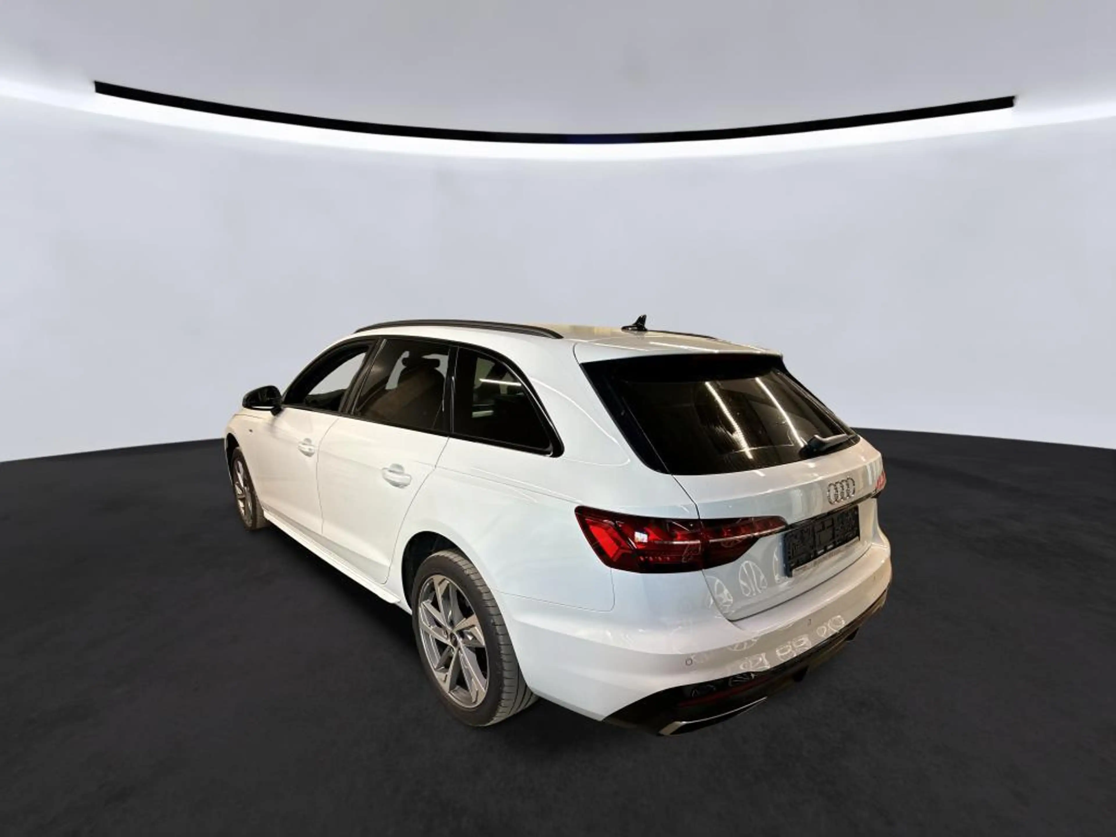 Audi A4 AVANT 35TDi 2x S LINE LED/ACC/HuD/DSP/KAMERA — photo 9