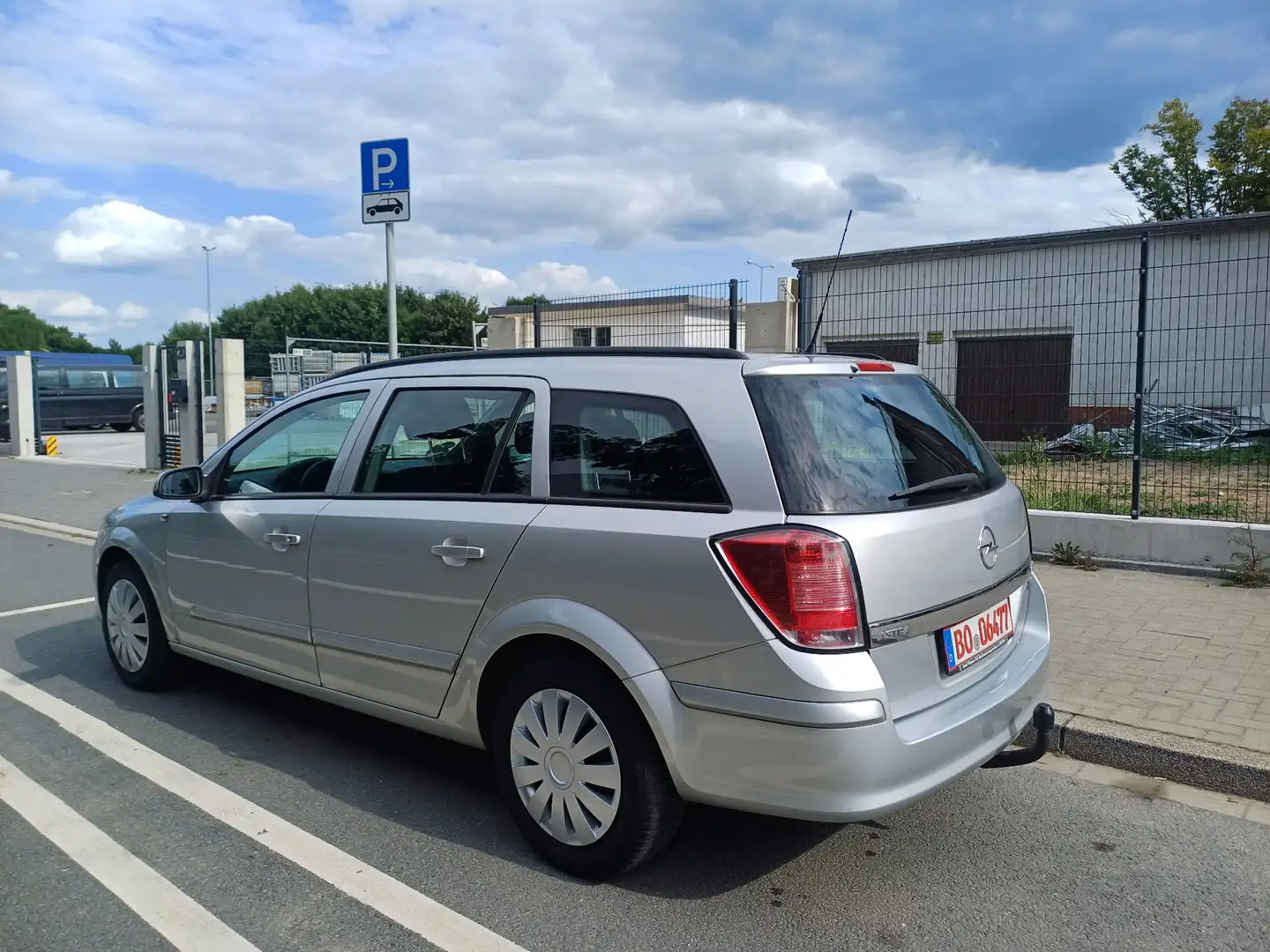 Opel Astra 1.7 CDTI Caravan aus 1.Hand" Silber - 2