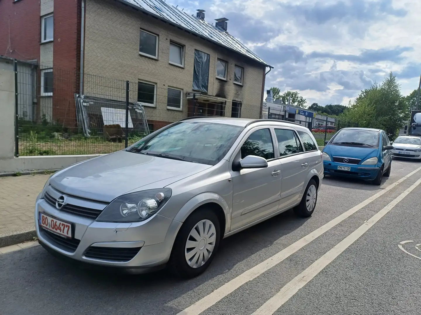Opel Astra 1.7 CDTI Caravan aus 1.Hand" Срібний - 1