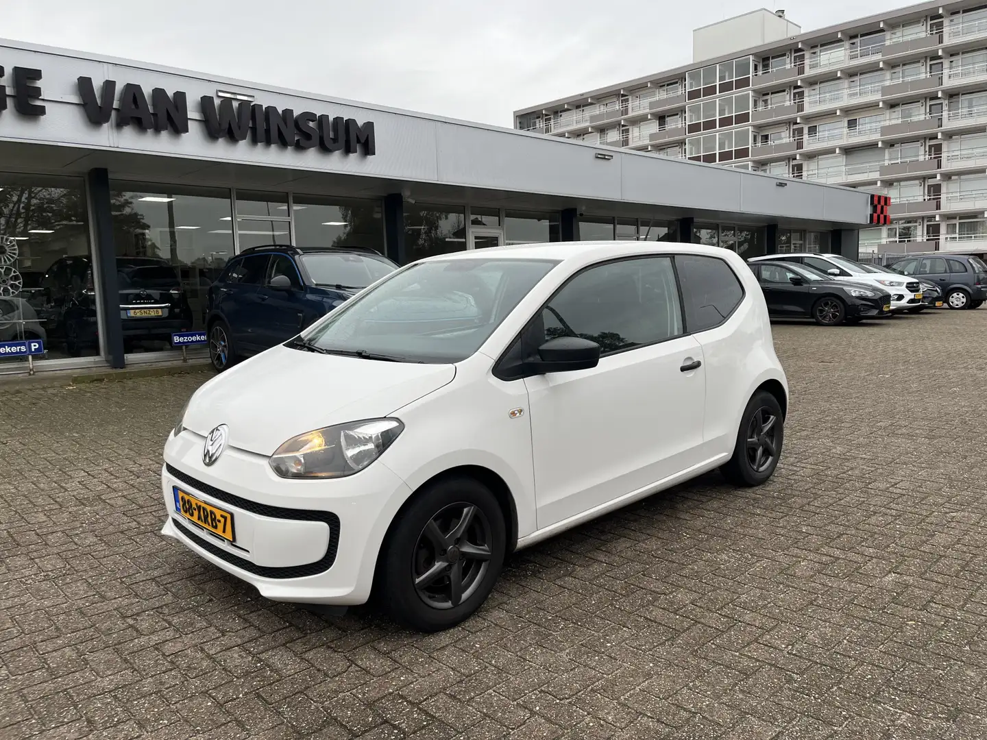 Volkswagen up! 1.0 take up! BlueMotion Lmv Airco Nap Wit - 1