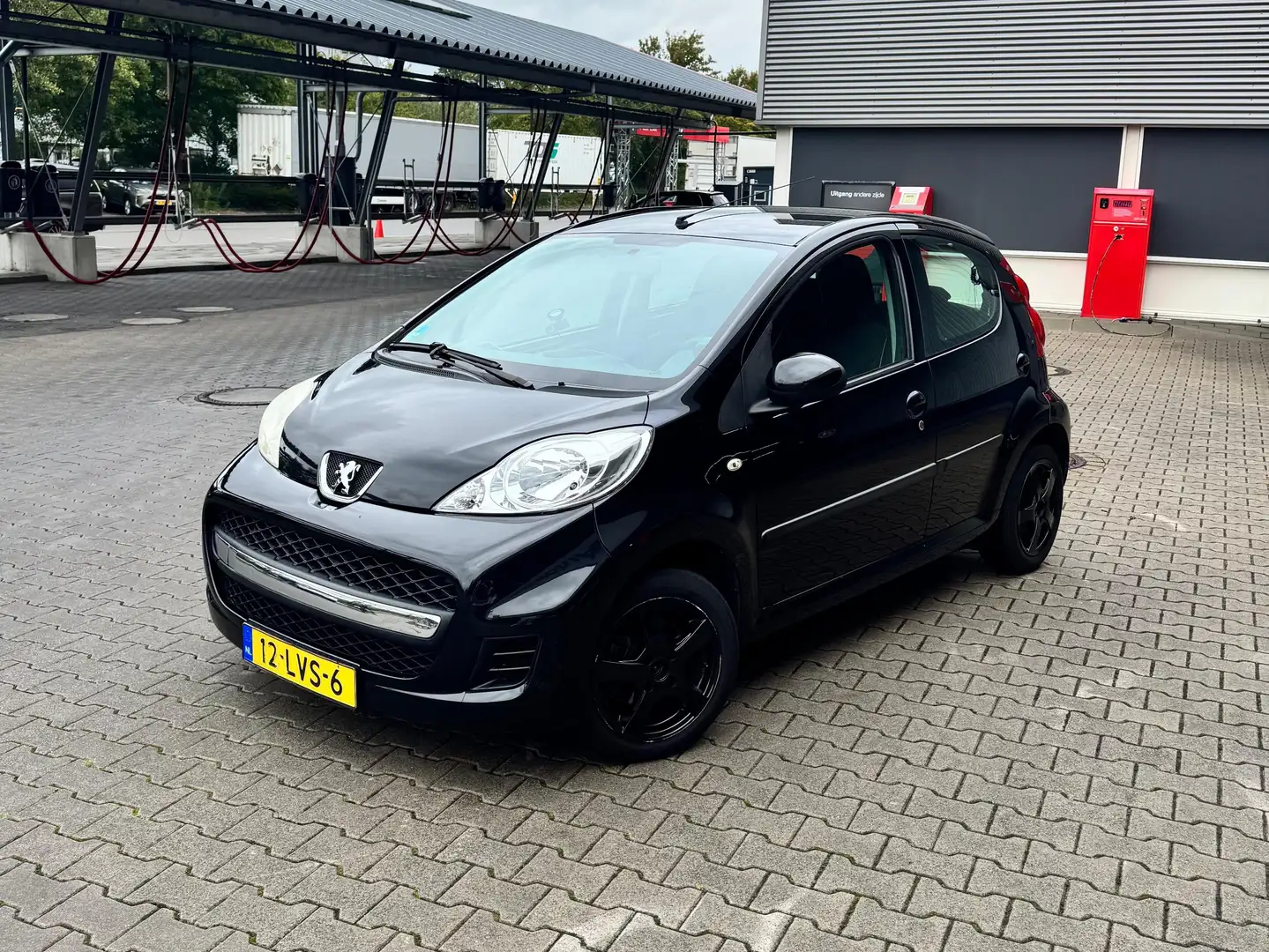 Peugeot 107 107 1.0-12V XS Zwart - 2