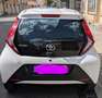 Toyota Aygo Bussiness Weiß - thumbnail 2