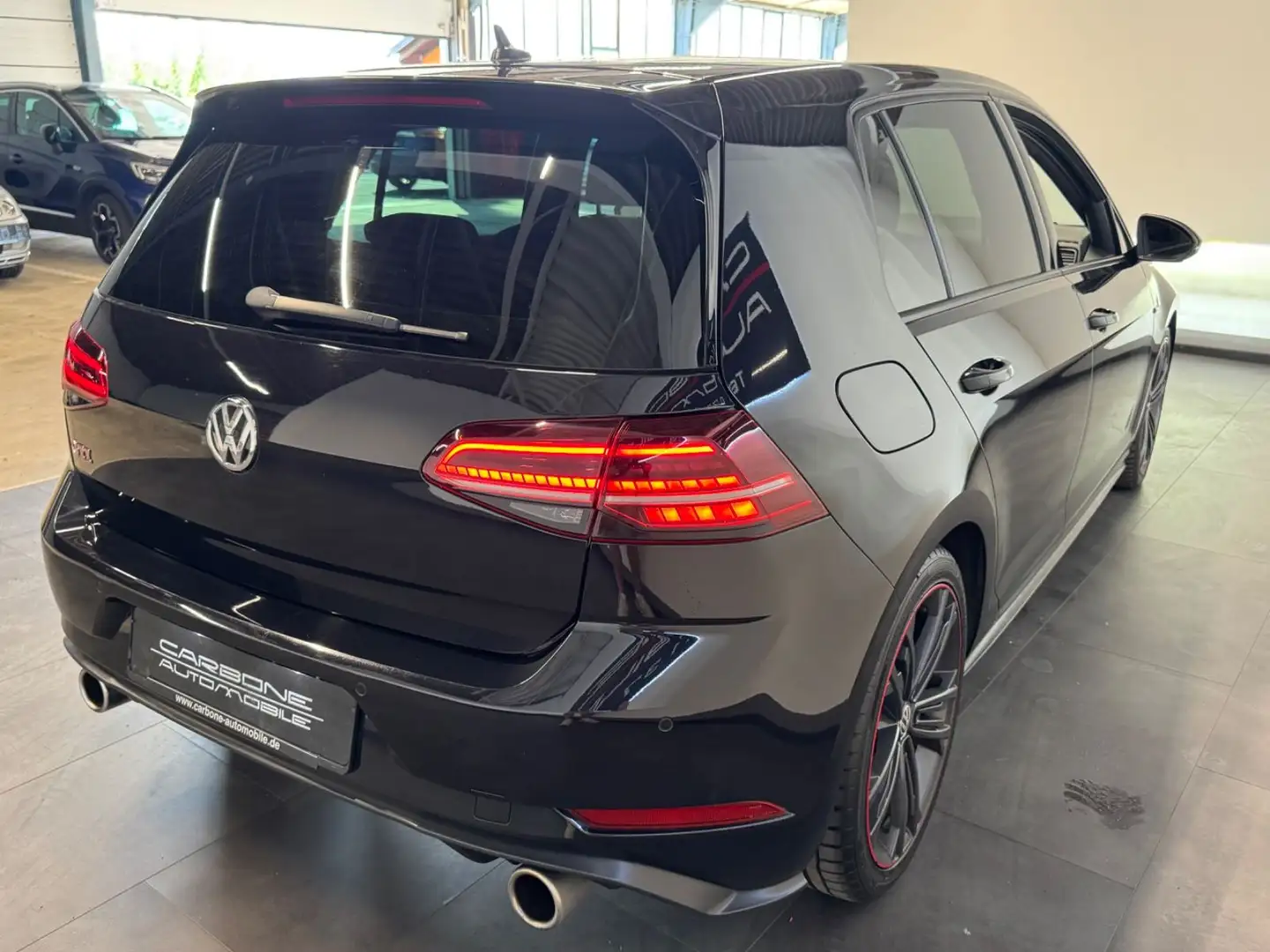 Volkswagen Golf VII Lim. GTI Performance**Top- Ausstattung* Schwarz - 2