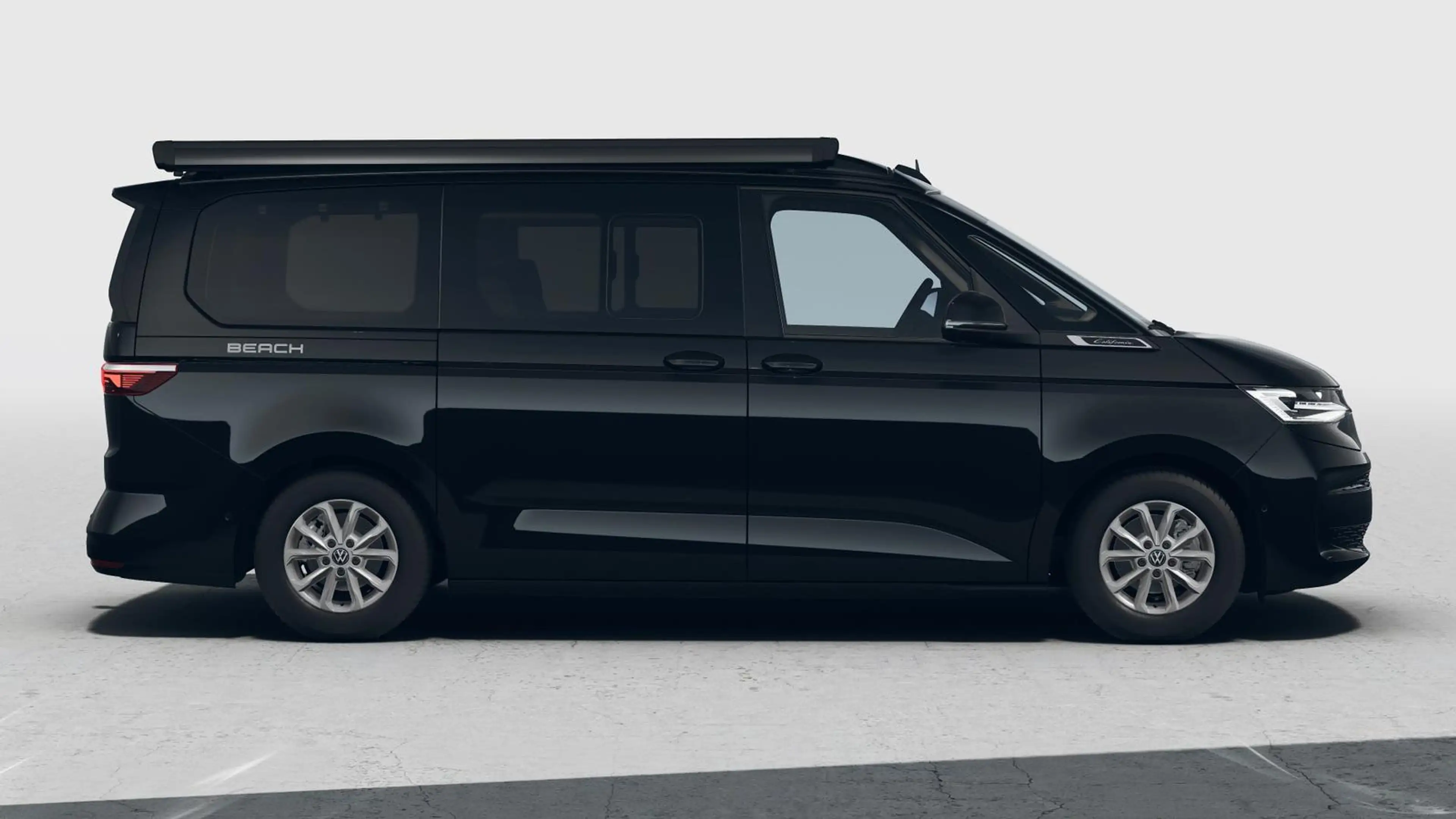 Volkswagen T7 California T7 2.0TDI DSG California Beach Camper Sport Editio — photo 5