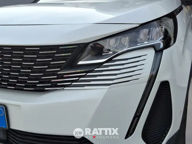 Peugeot 3008 view 3