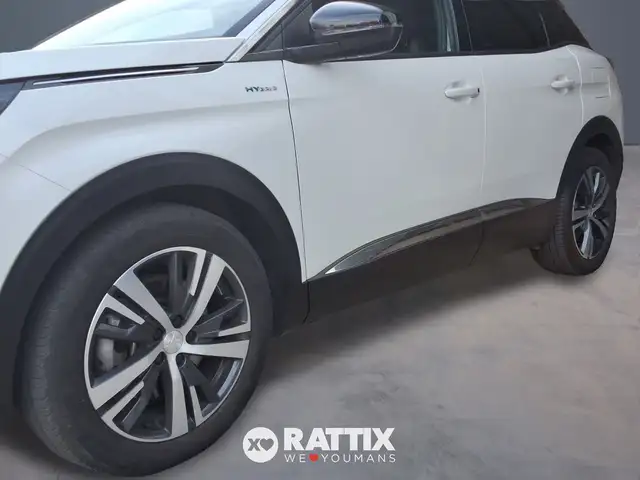 Peugeot 3008 view 4