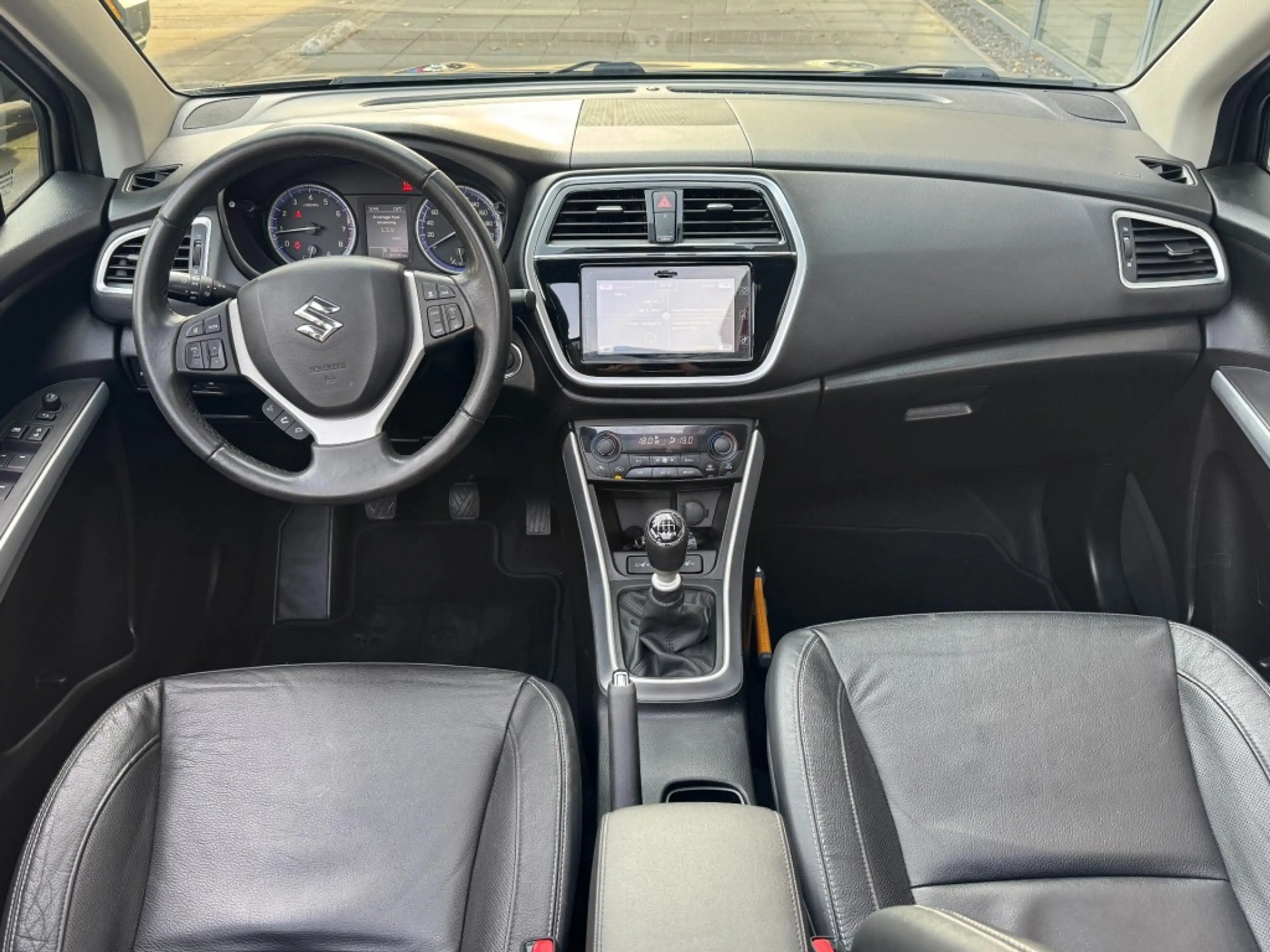 Suzuki SX4 S-Cross 1.4 High Executive 5-deurs Airco/Leder/Panoramadak — photo 19