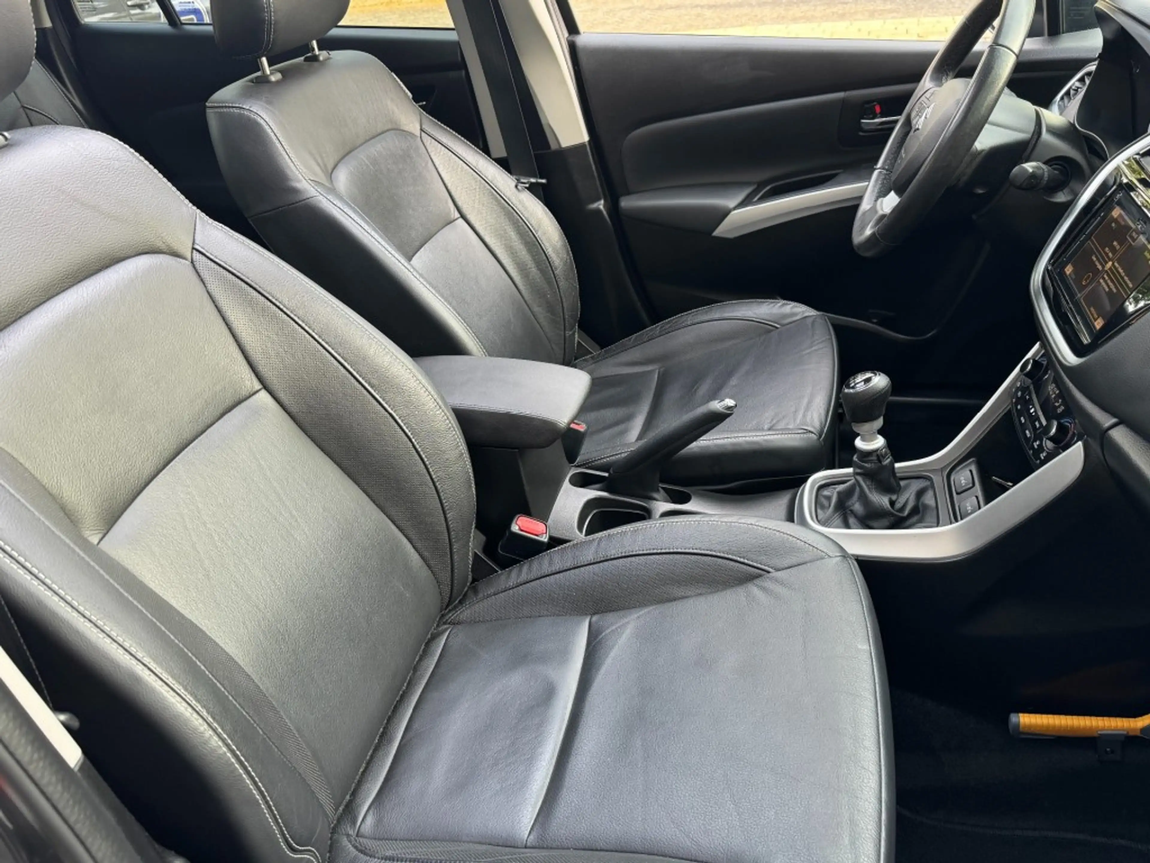 Suzuki SX4 S-Cross 1.4 High Executive 5-deurs Airco/Leder/Panoramadak — photo 27