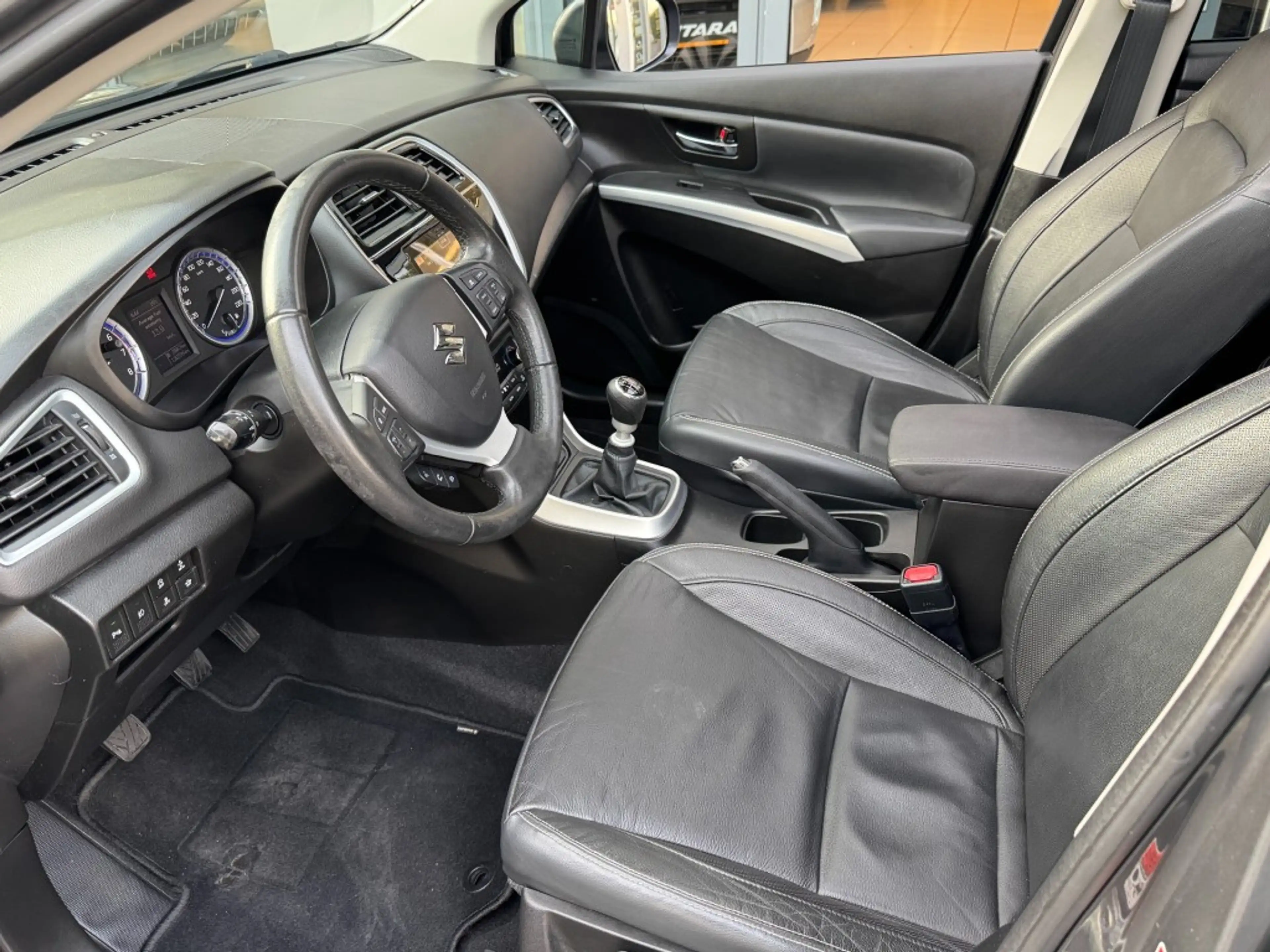 Suzuki SX4 S-Cross 1.4 High Executive 5-deurs Airco/Leder/Panoramadak — photo 17